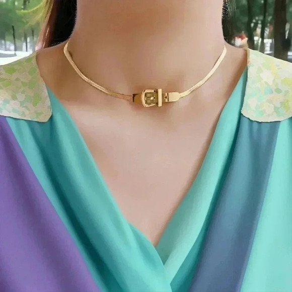 🆕️Buckle Choker Trendy Statement Necklace 18K Gold Plated Stainless Steel - Picture 6 of 12